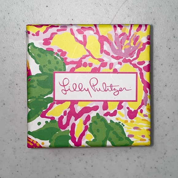 Lilly Pulitzer Star Bright Earrings Starfish - Picture 10 of 10